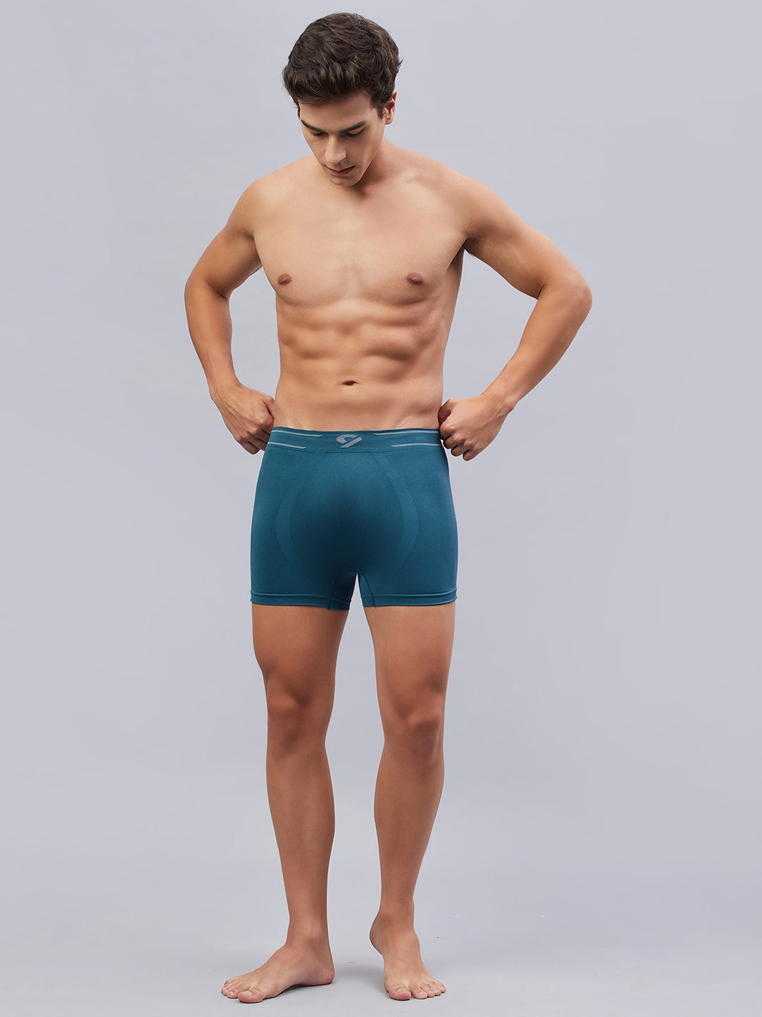 Seamless Chafe free Solid Trunk