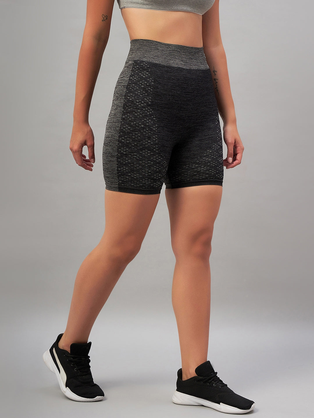 Seamless skinny Fit Sports Shorts Black