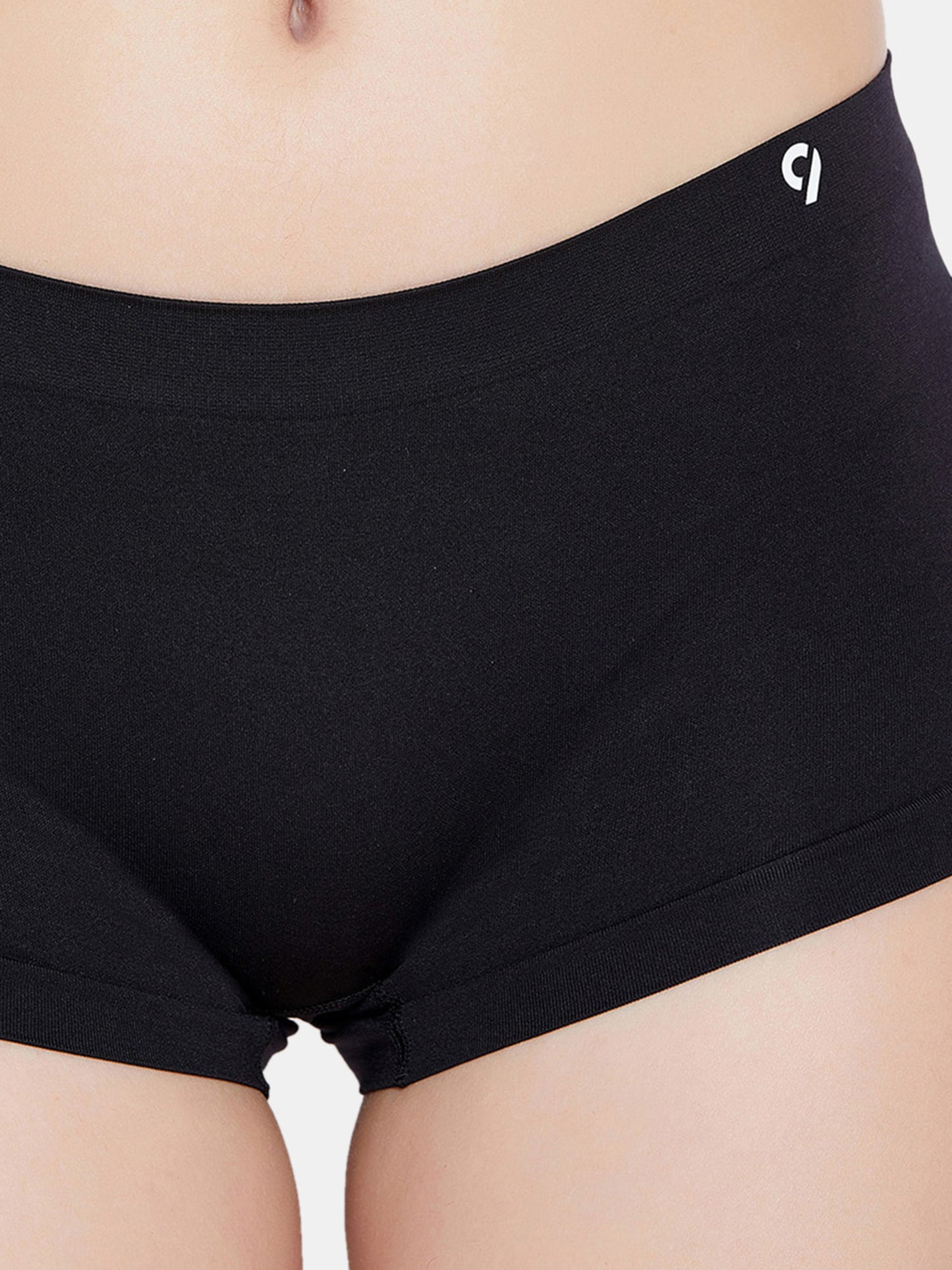 Pack of 4 Multi-Colour Seamless Flexifit Boy Shorts For Women