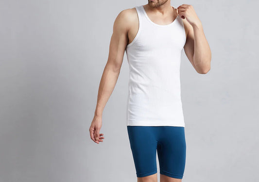 What should men wear to the gym?