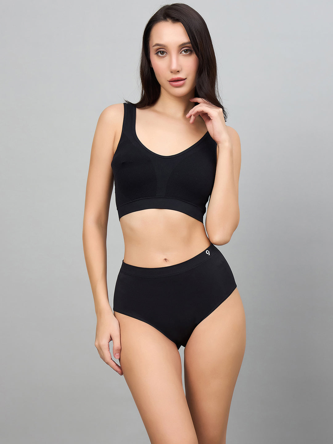 Seamless Women’s High-Rise Soft & Lightweight Hipster Briefs (Pack of 3)