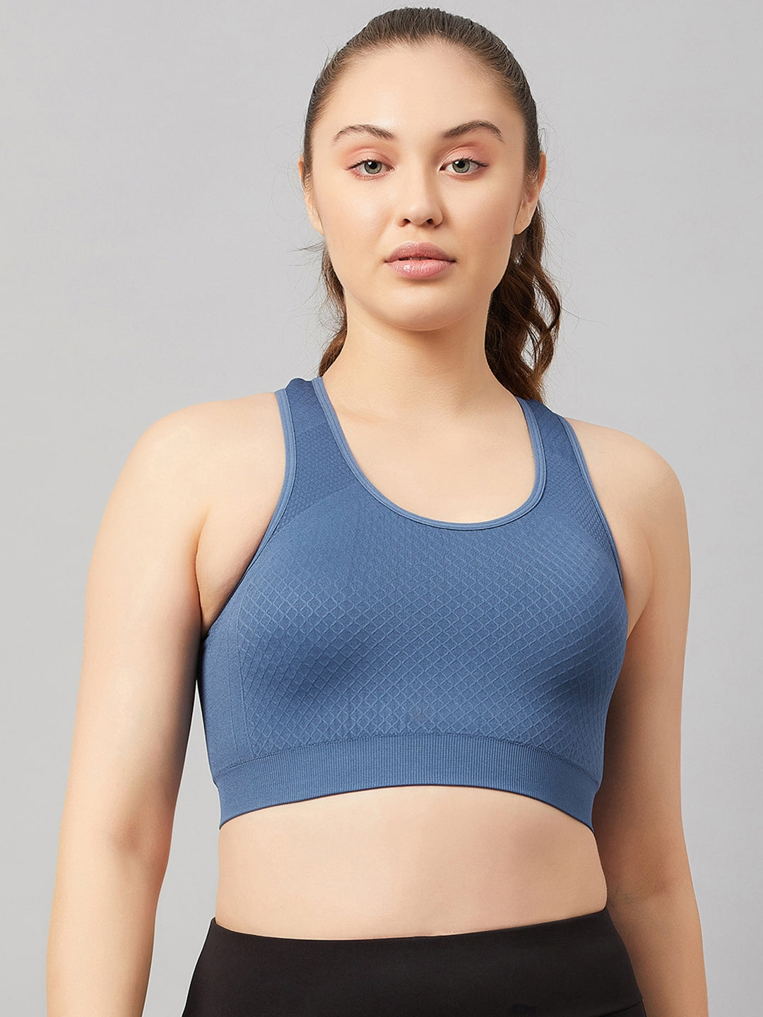 Seamless Women`s Sports Bra with Racerback and Broader Straps