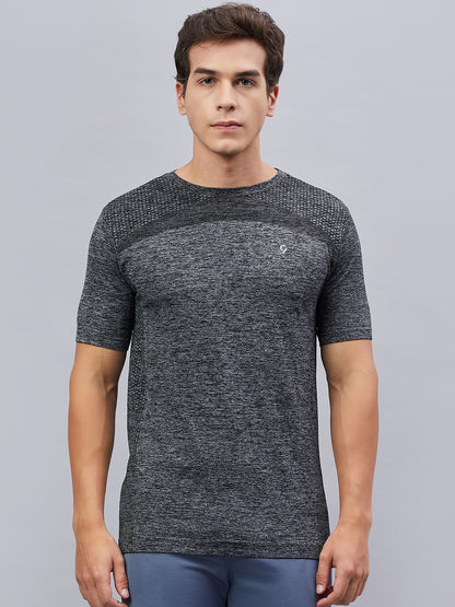 Men's Seamless  Melange Moisture-Wicking Sports T-Shirt