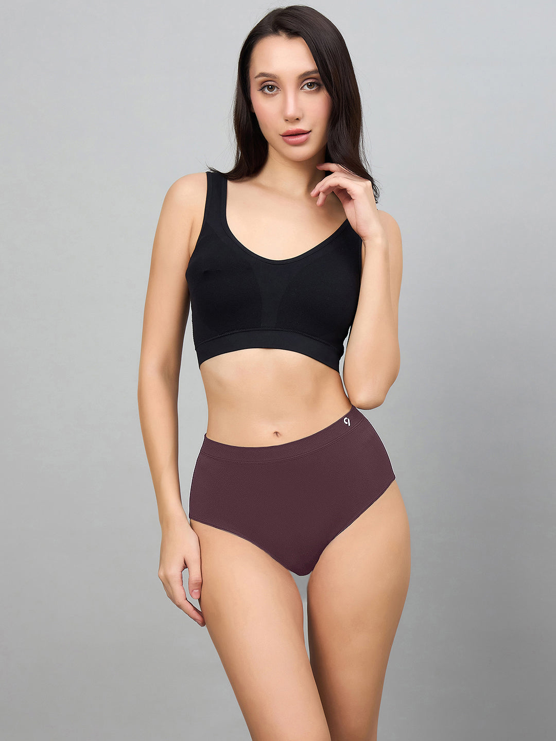 Seamless Women’s High-Rise Soft & Lightweight Hipster Briefs (Pack of 3)