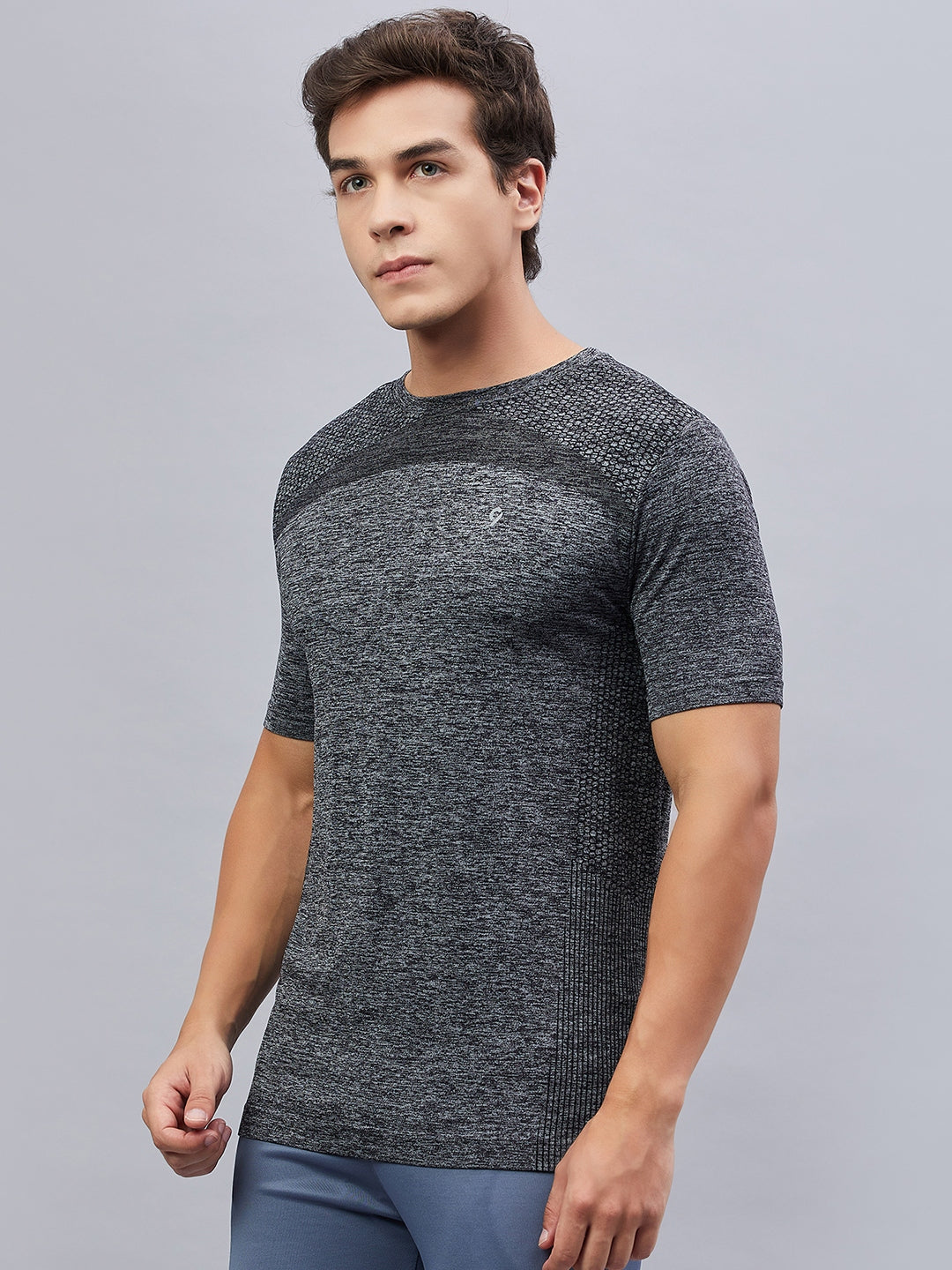 Men's Seamless  Melange Moisture-Wicking Sports T-Shirt