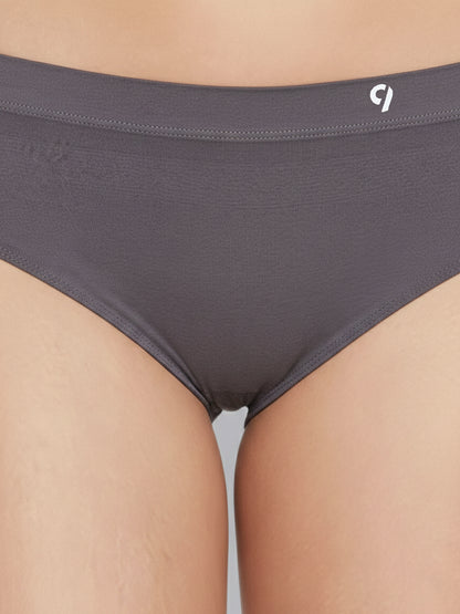 Women Seamless Mid-Rise Lightweight & Breathable Briefs (Pack Of 3)