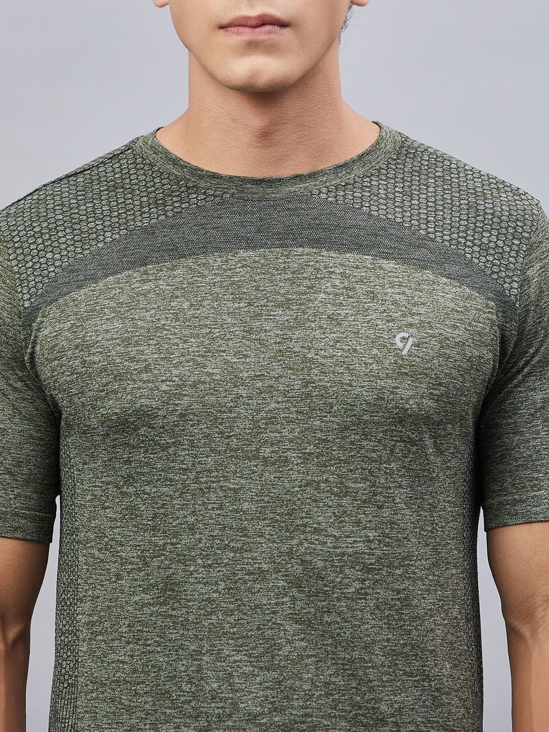 Men's Seamless  Melange Moisture-Wicking Sports T-Shirt