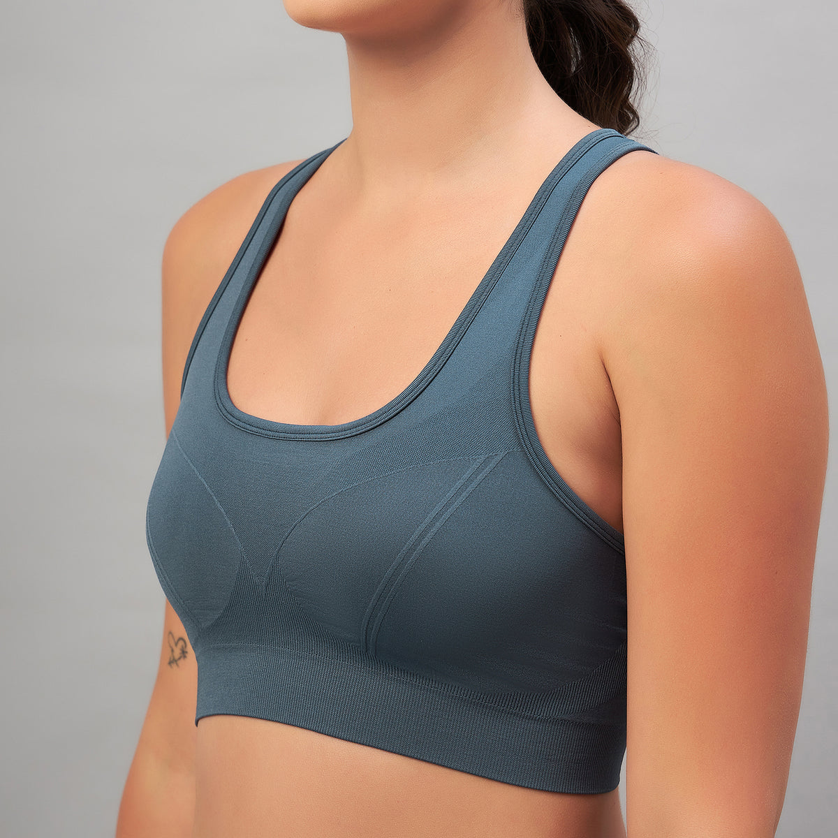 Seamless Low Impact Racer Back Sports Bra For Women