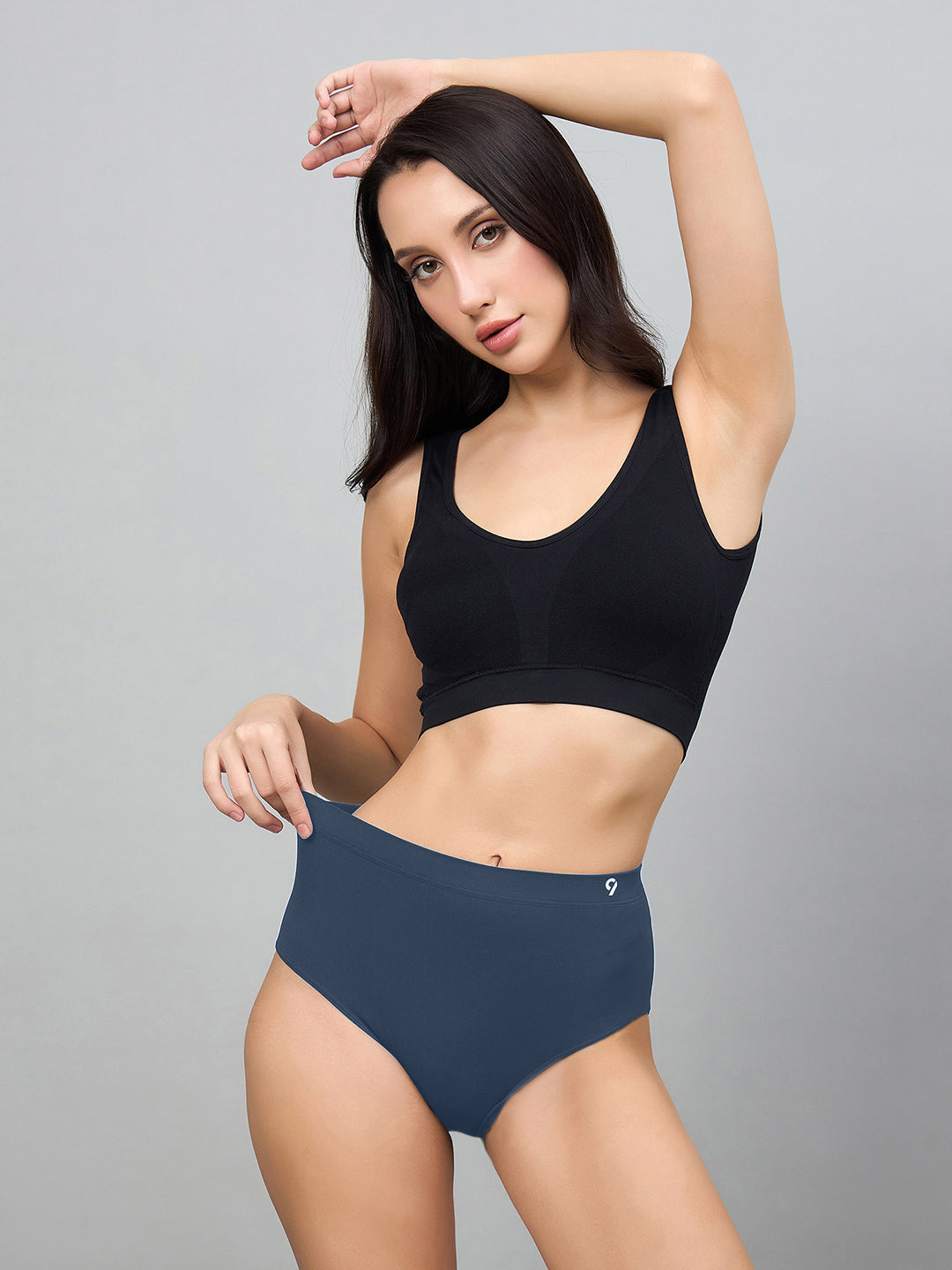 Seamless Women’s High-Rise Soft & Lightweight Hipster Briefs (Pack of 3)