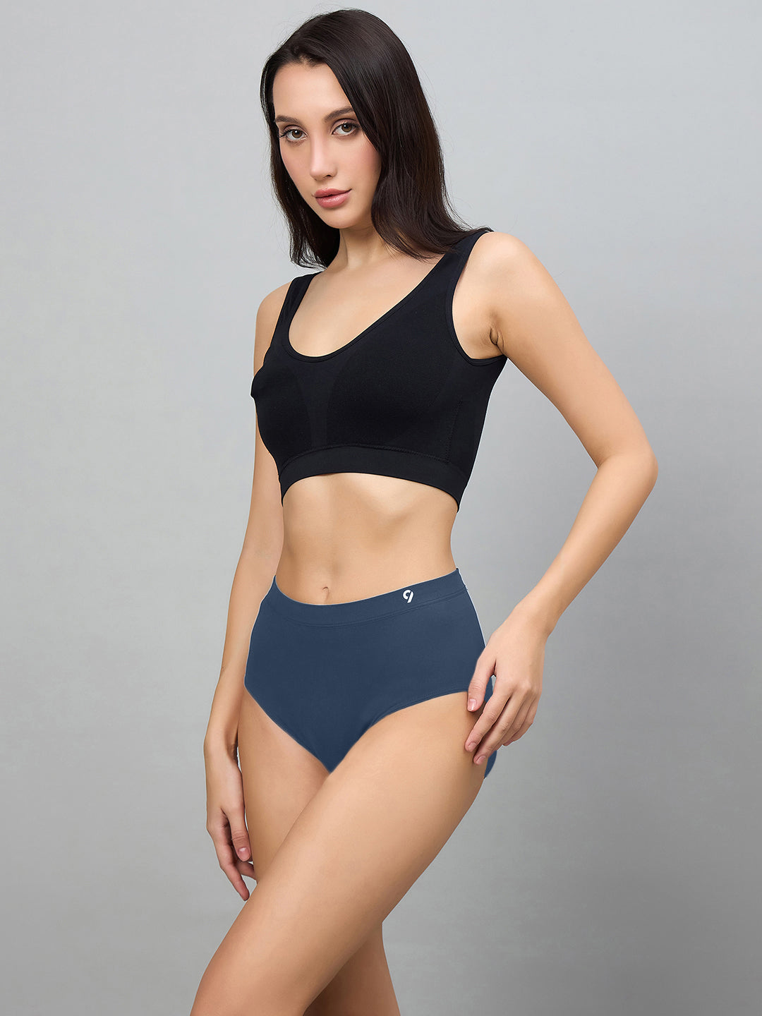 Seamless Women’s High-Rise Soft & Lightweight Hipster Briefs (Pack of 3)