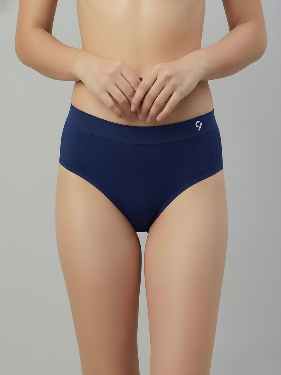 Women Seamless Mid-Rise Soft & Breathable Briefs(Pack Of 3)