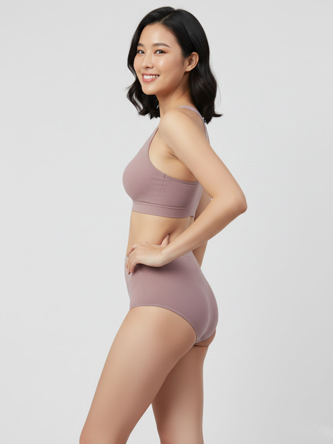 C9 Airwear Seamless Women's Hipster Pack of 3 Breathable Panties Quick-Dry