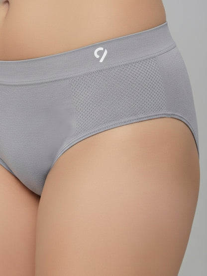 C9 Airwear Women Pack of 3 Mid-Rise Seamless Bikini BriefsFlexible 4-Way Stretch