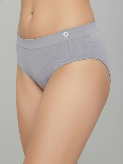 C9 Airwear Women Pack of 3 Mid-Rise Seamless Bikini BriefsFlexible 4-Way Stretch