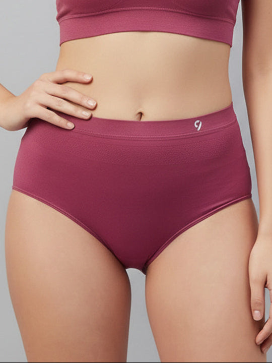 Women's Seamless Soft Stretch Hipster Briefs (Pack of 3)